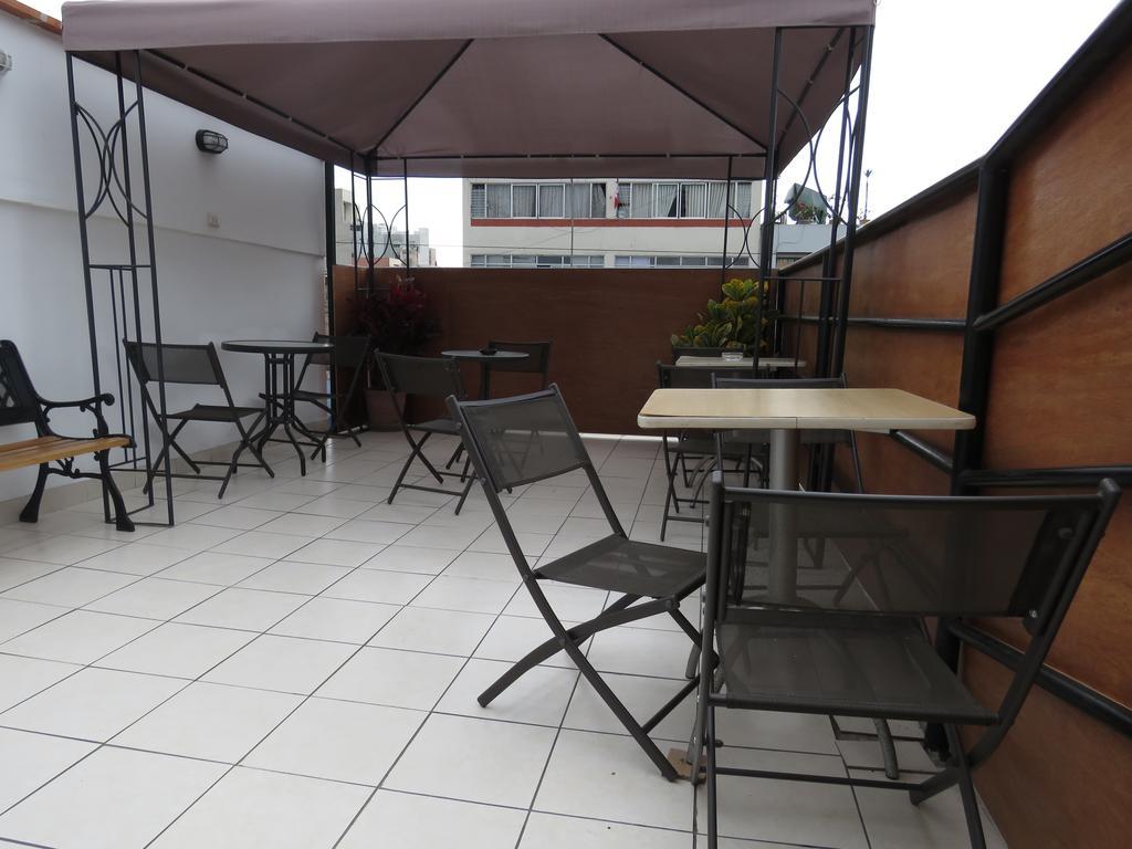 Casa Hualpa Hostelリマ エクステリア 写真