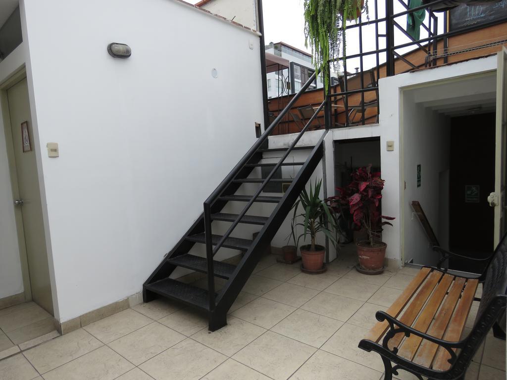 Casa Hualpa Hostelリマ エクステリア 写真