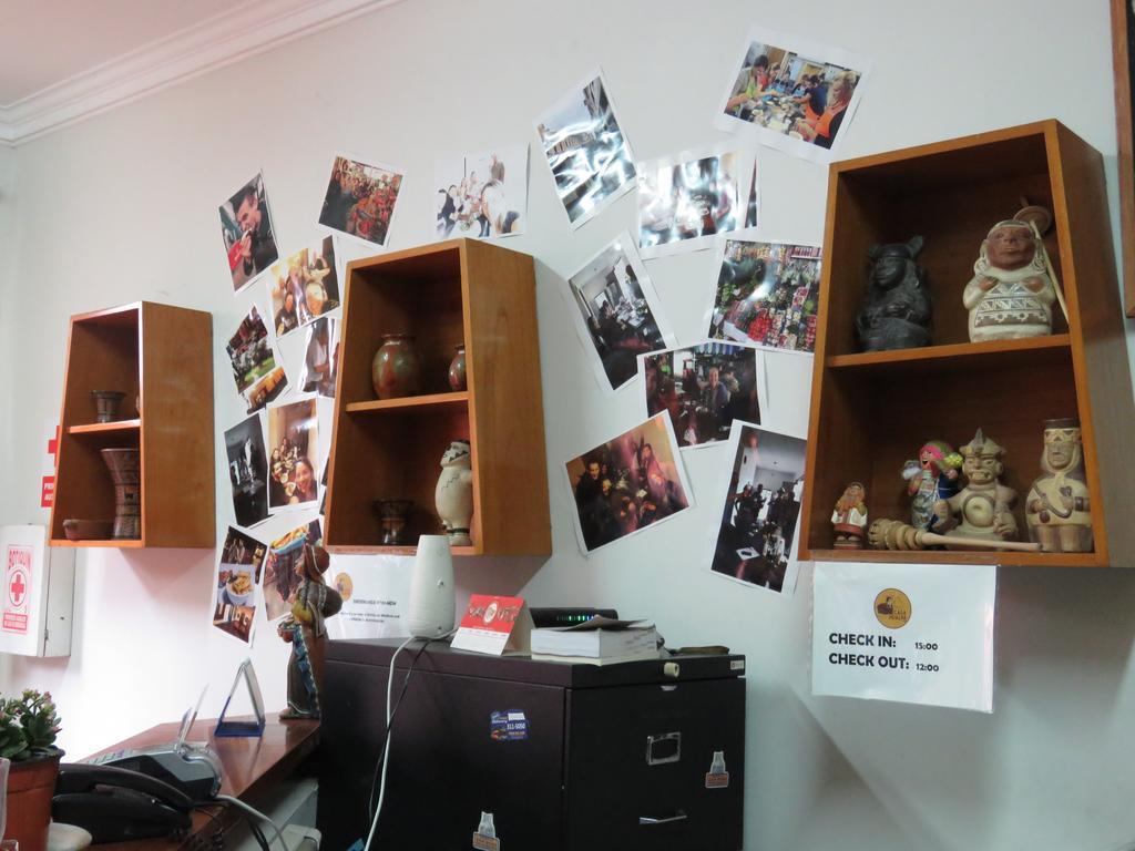 Casa Hualpa Hostelリマ エクステリア 写真