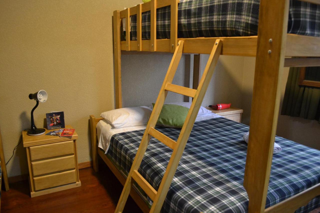 Casa Hualpa Hostelリマ エクステリア 写真