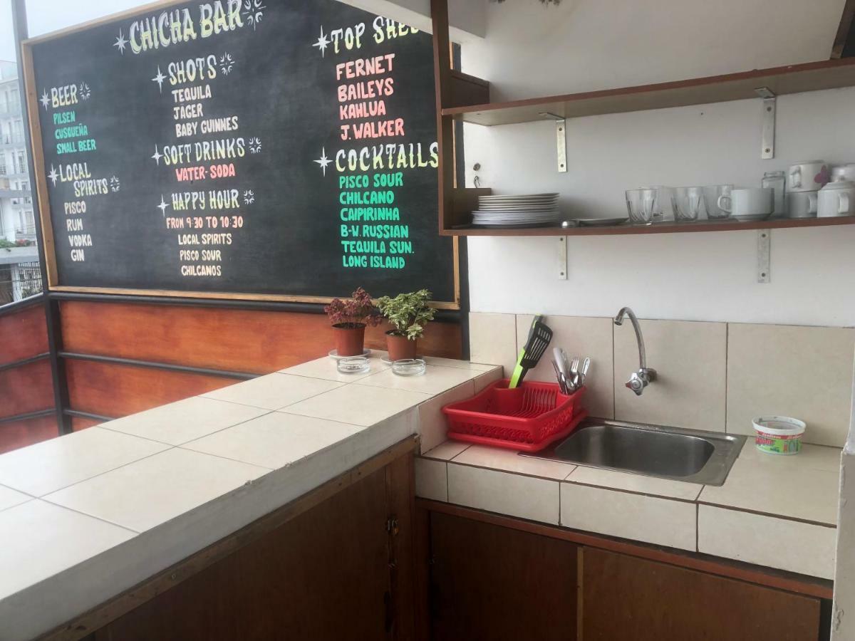 Casa Hualpa Hostelリマ エクステリア 写真